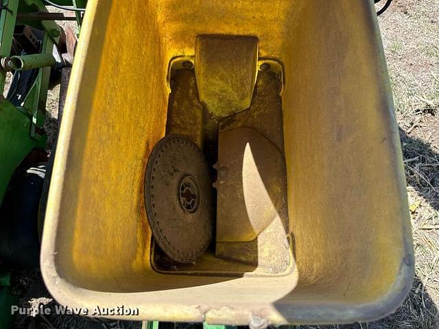 Thumbnail image John Deere 7300 29
