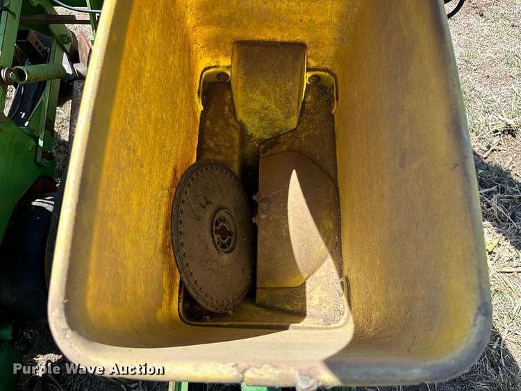 Main image John Deere 7300 29
