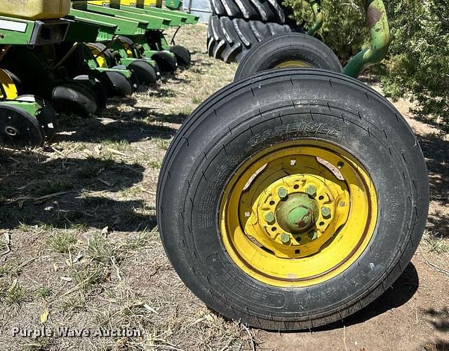 Thumbnail image John Deere 7300 44