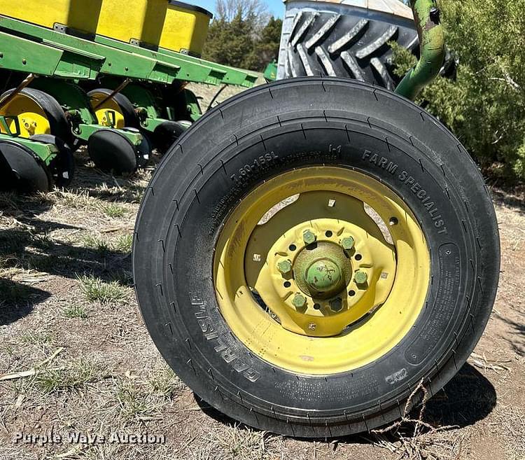 Main image John Deere 7300 46