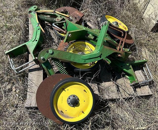 Thumbnail image John Deere 7300 52