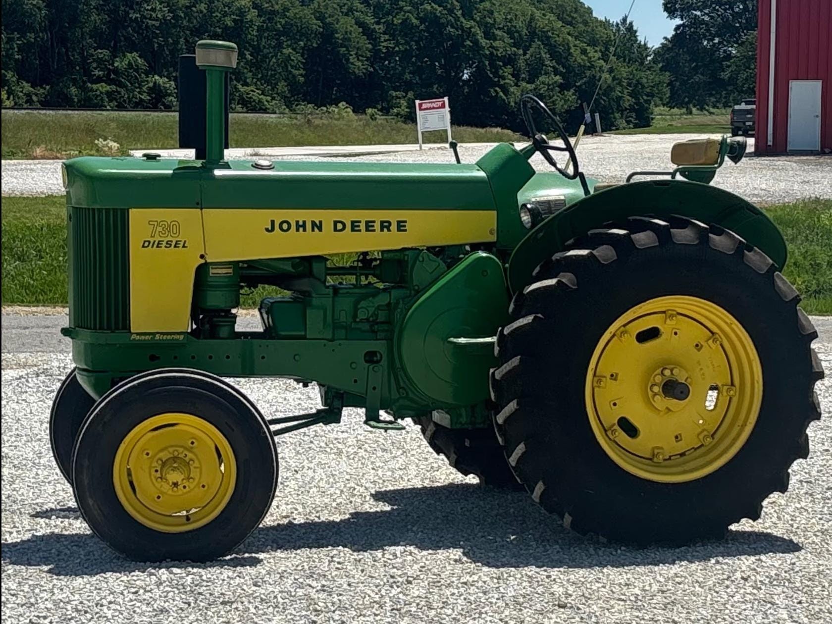 John Deere 730 Equipment Image0