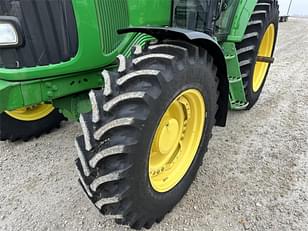 Main image John Deere 7320 14