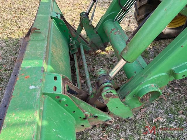 Image of John Deere 7330 equipment image 3