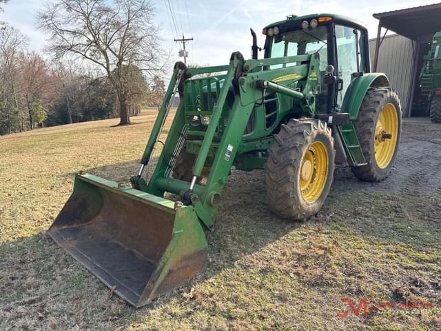 Image of John Deere 7330 equipment image 2