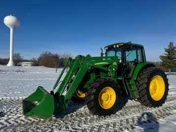 Main image John Deere 7330