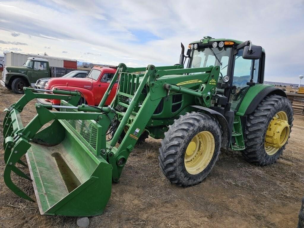Main image John Deere 7330