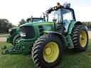 John Deere 7330 Image