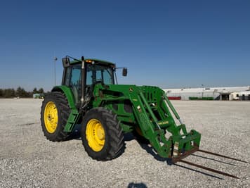 Main image John Deere 7330
