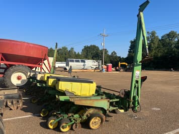 Main image John Deere 7340