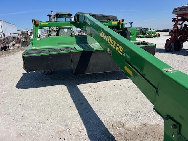 Image of John Deere 735 equipment image 4