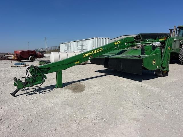 Image of John Deere 735 equipment image 1