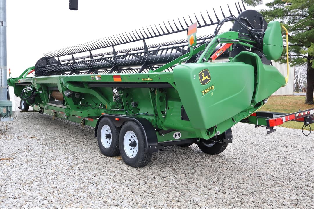 Image of John Deere 735FD Image 0