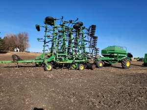 John Deere 737 Image