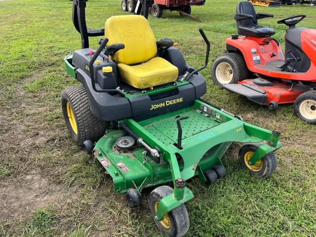 Image of John Deere 737 equipment image 2
