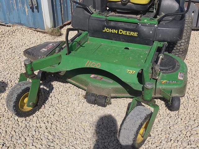 Image of John Deere 737 equipment image 3