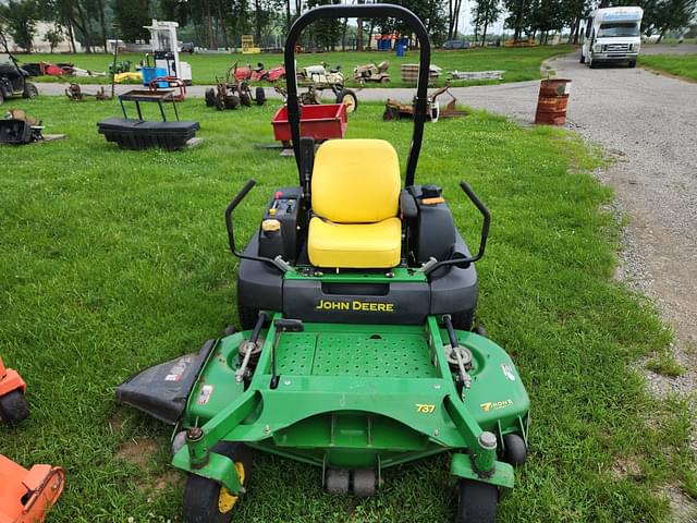 Image of John Deere 737 equipment image 1