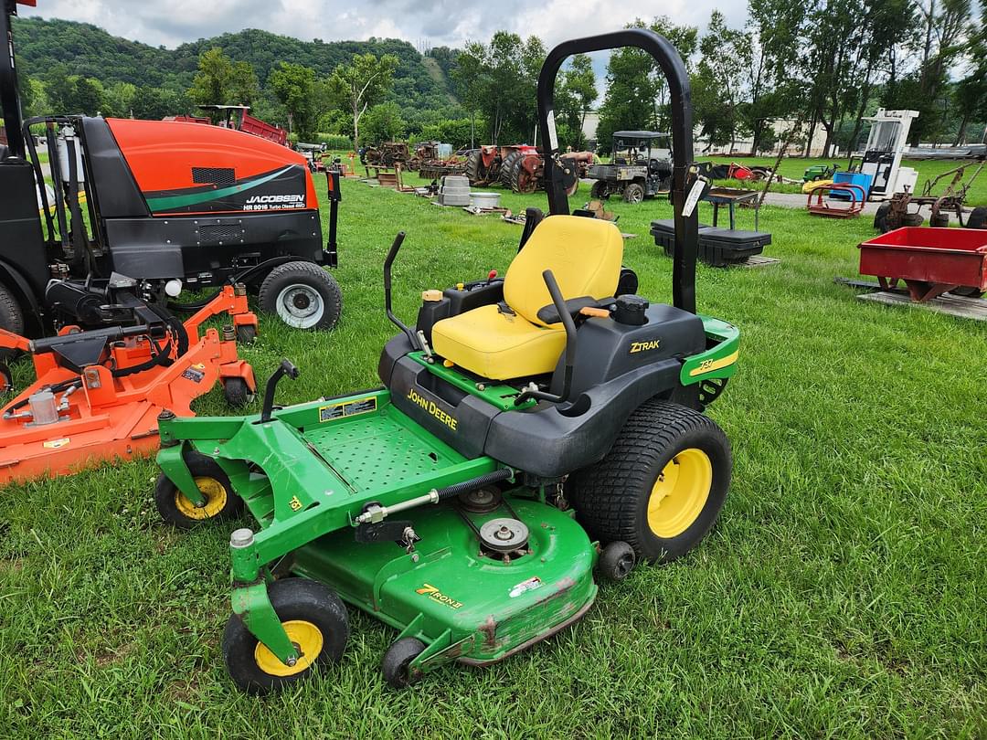 Image of John Deere 737 Primary image