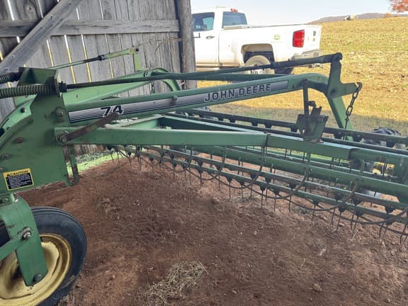 Image of John Deere 74 equipment image 4