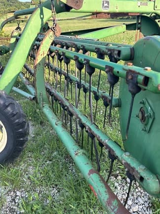 Image of John Deere 74 equipment image 2