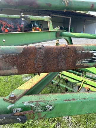 Image of John Deere 74 equipment image 4