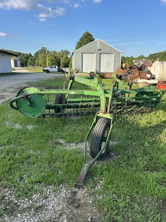 Image of John Deere 74 equipment image 1