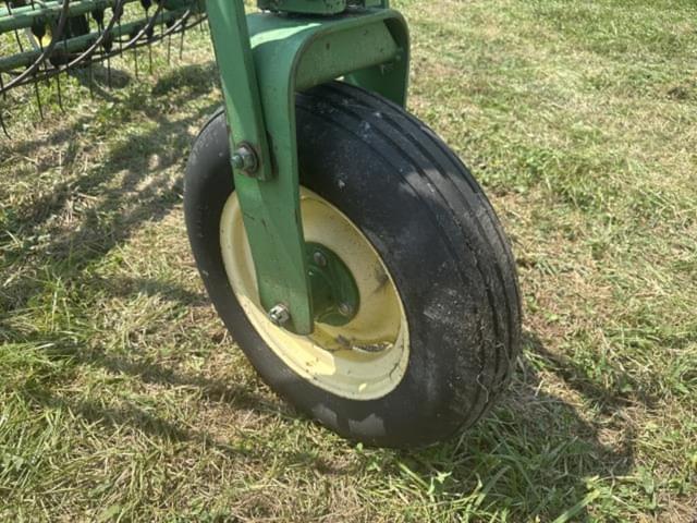 Image of John Deere 74 equipment image 4