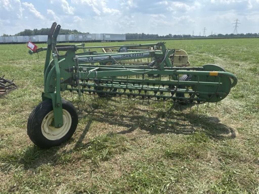 Image of John Deere 74 Primary image