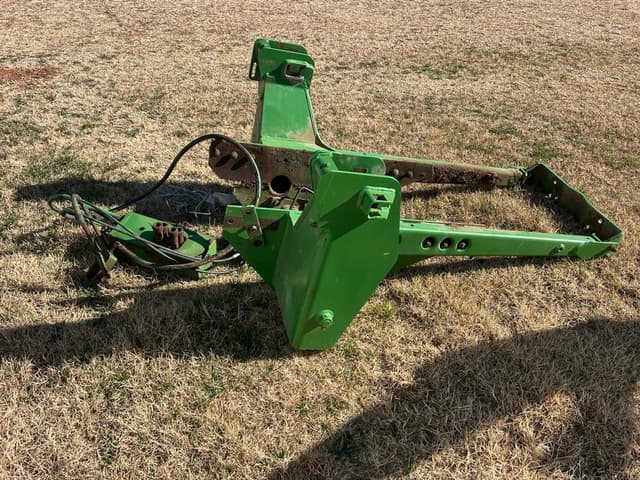 Image of John Deere 740 equipment image 3