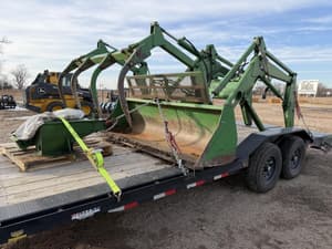 John Deere 740 Image