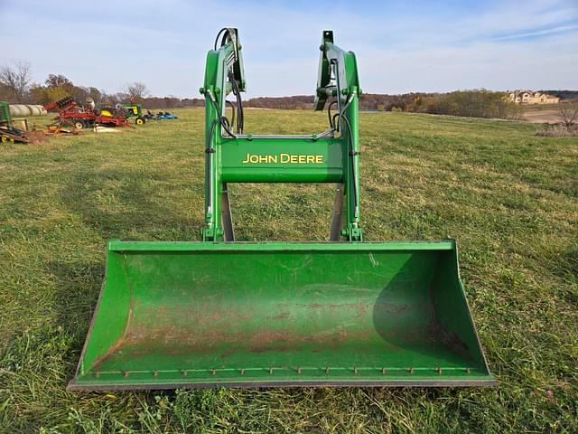 Image of John Deere 740 equipment image 3