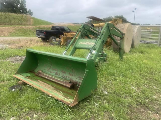 Image of John Deere 740 equipment image 1