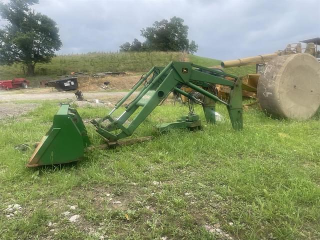 Image of John Deere 740 equipment image 2