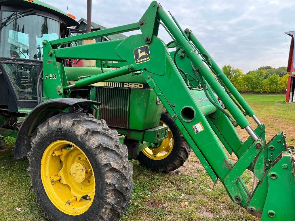 Main image John Deere 740