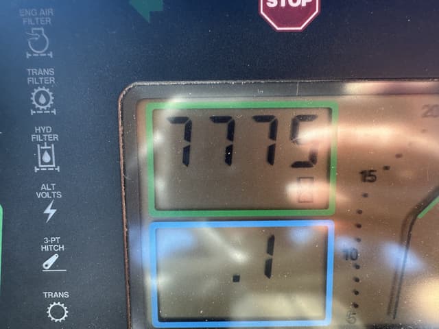 Image of John Deere 7400 equipment image 3