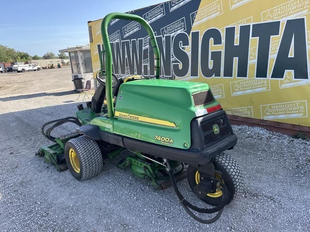 Image of John Deere 7400A equipment image 1