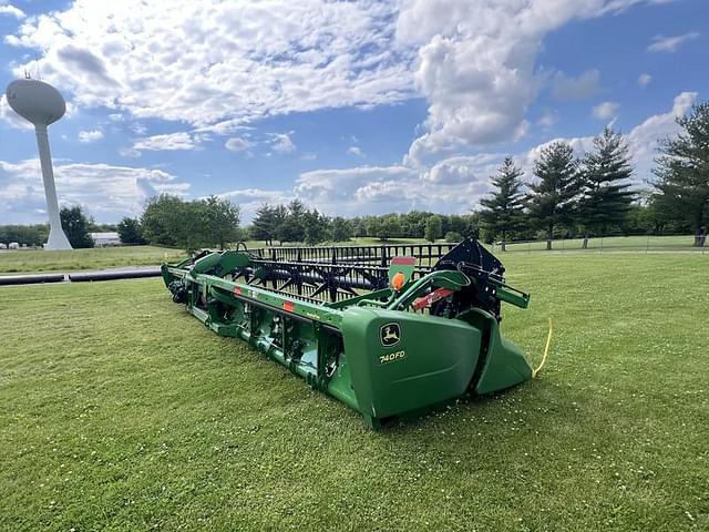 Image of John Deere 740FD equipment image 4