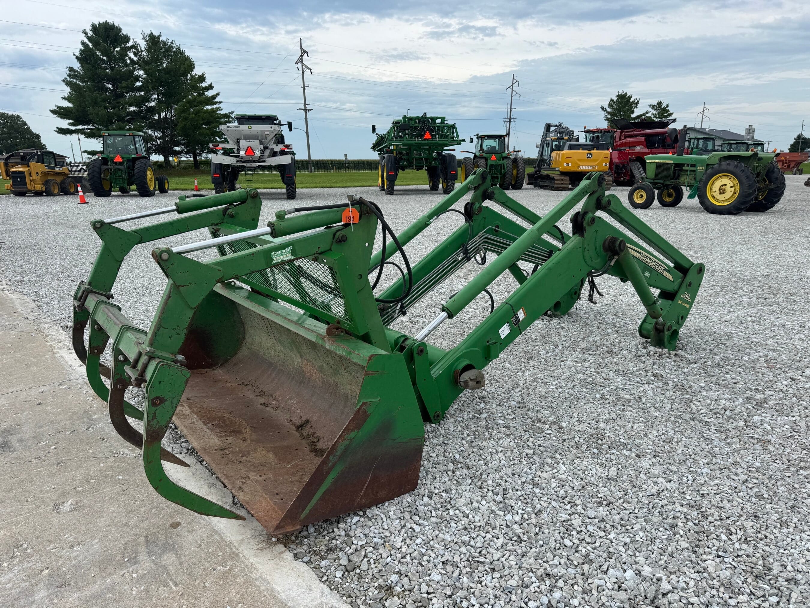 John Deere 741 Equipment Image0