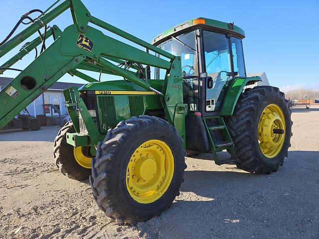 Image of John Deere 7410 equipment image 4