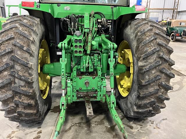 Image of John Deere 7410 equipment image 4