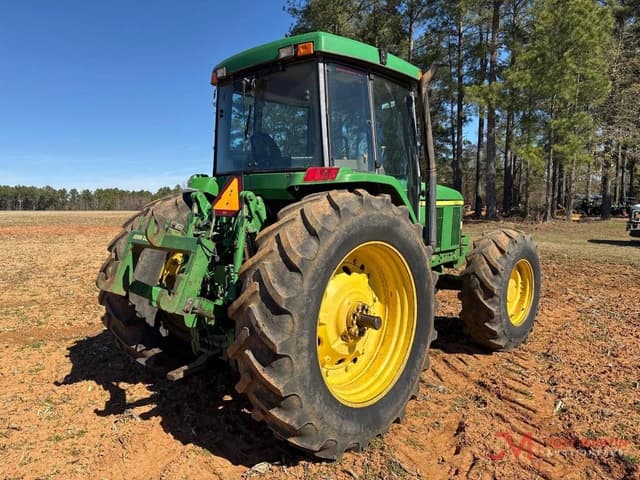 Image of John Deere 7410 equipment image 1