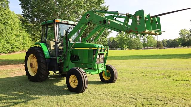 Image of John Deere 7410 equipment image 3