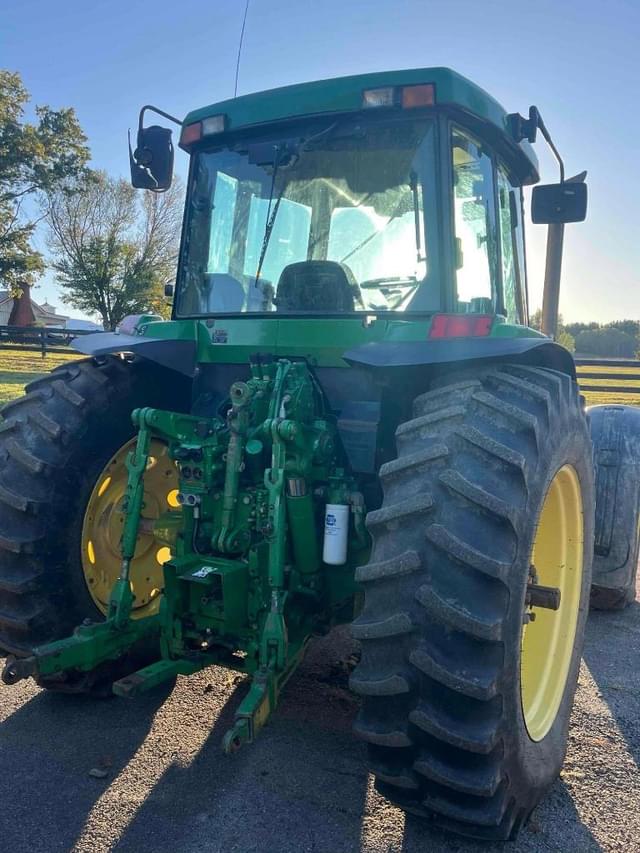 Image of John Deere 7410 equipment image 3