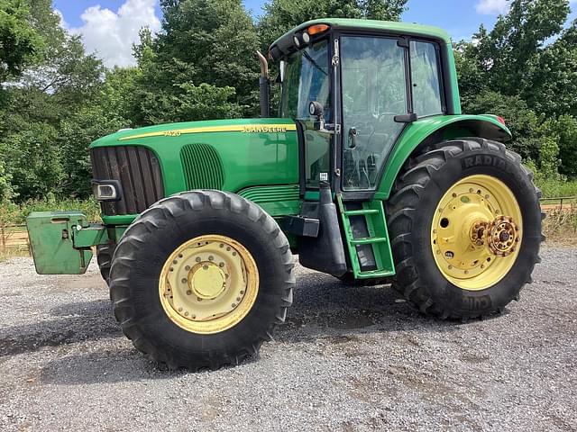 Image of John Deere 7420 equipment image 1