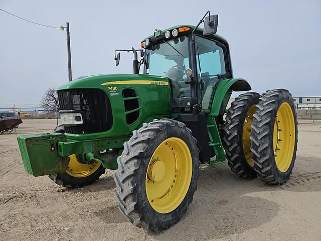 Image of John Deere 7430 Premium equipment image 2