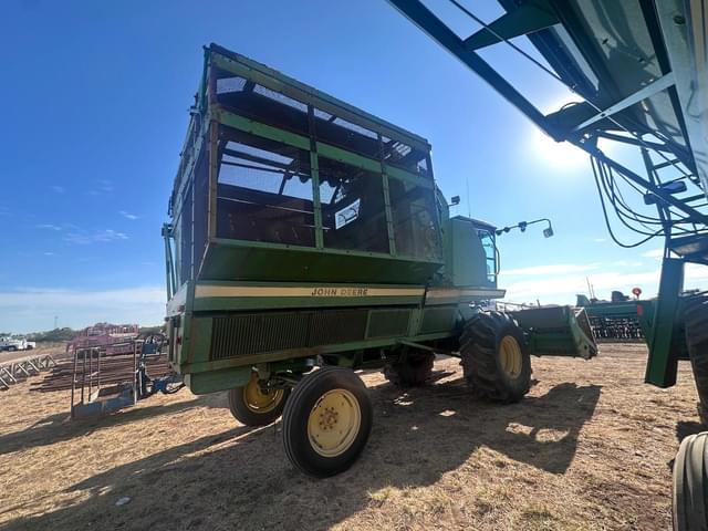 Image of John Deere 7445 equipment image 2