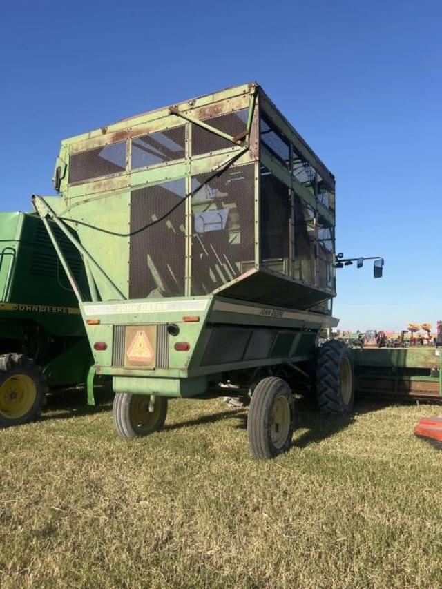 Image of John Deere 7445 equipment image 3
