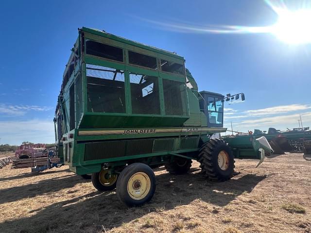 Image of John Deere 7450 equipment image 3