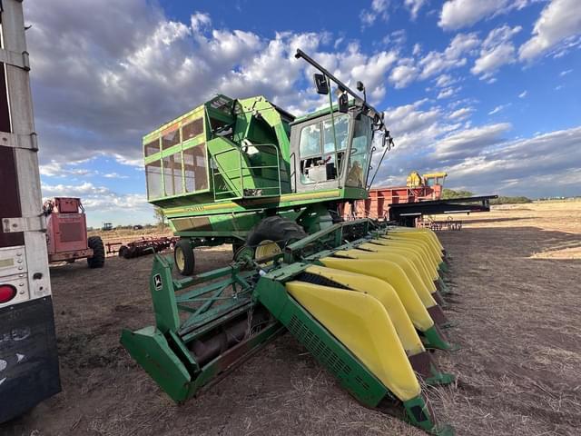 Image of John Deere 7455 equipment image 1