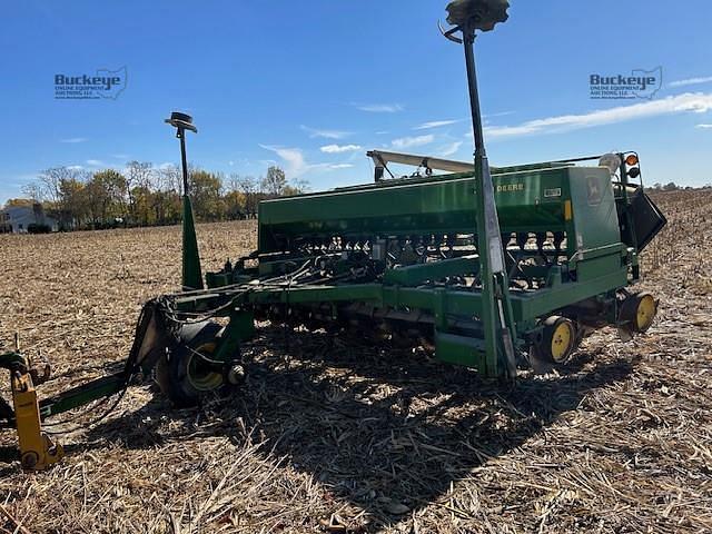 Image of John Deere 750 equipment image 1